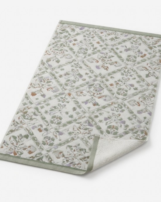 Tapestry Candice Bath Towel 100cm x 50cm Wall