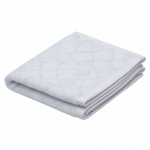 Ichiban Kuji E Prize Hand Towel & F Prize Rubber Collection – New, Collectible